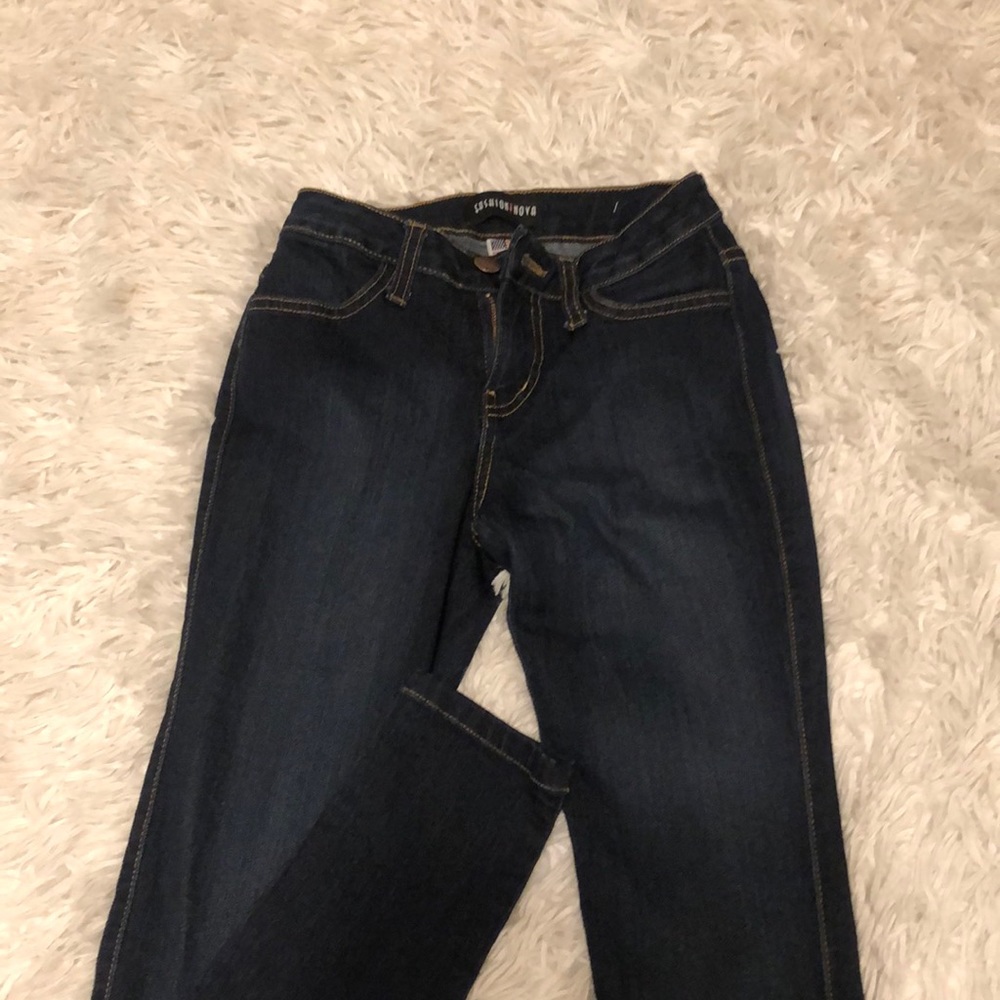 Super flattering. Never worn